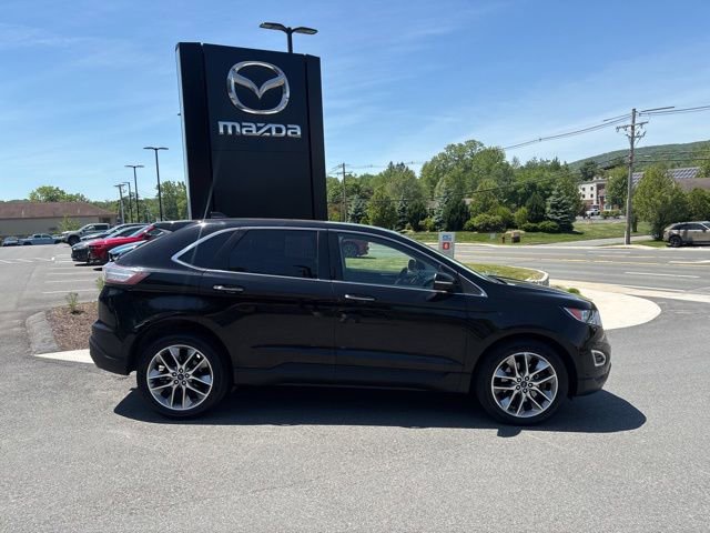 Used 2017 Ford Edge Titanium w/ Equipment Group 302A AWD/4WD image 22