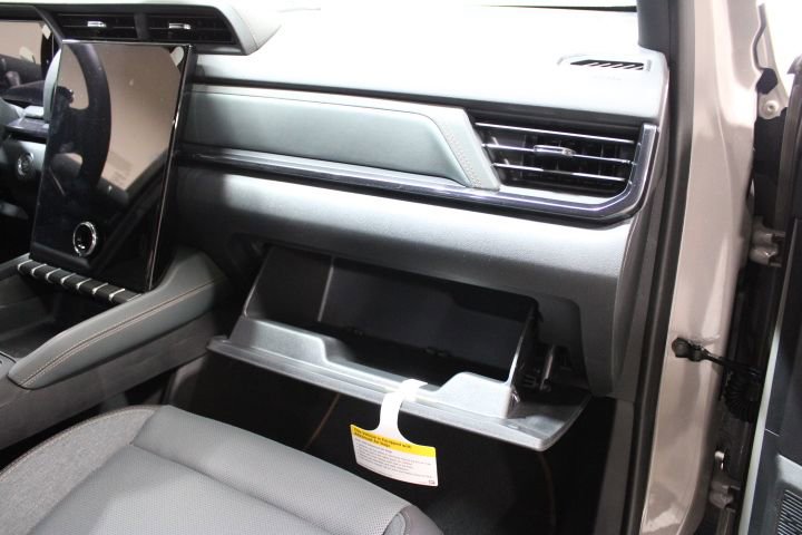 New 2026 GMC Terrain AT4 AWD/4WD image 25