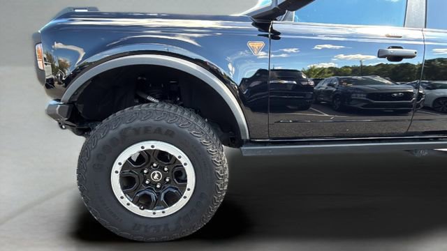 Used 2023 Ford Bronco Badlands w/ Sasquatch Package image 16
