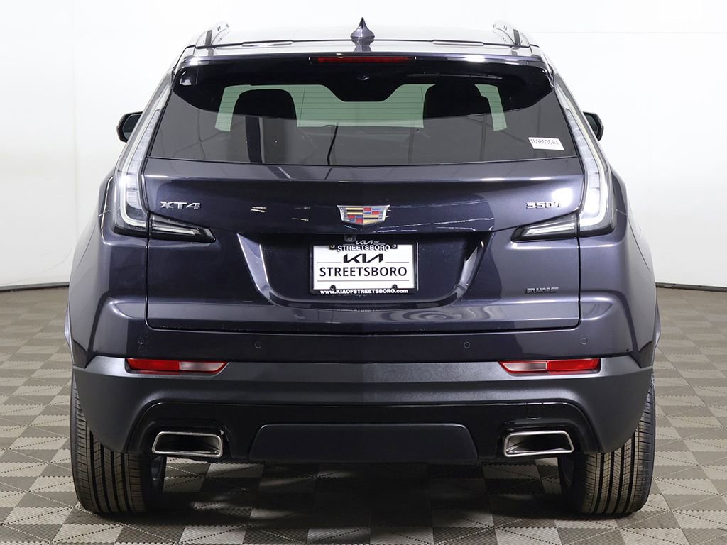 Used 2023 Cadillac XT4 Sport image 11