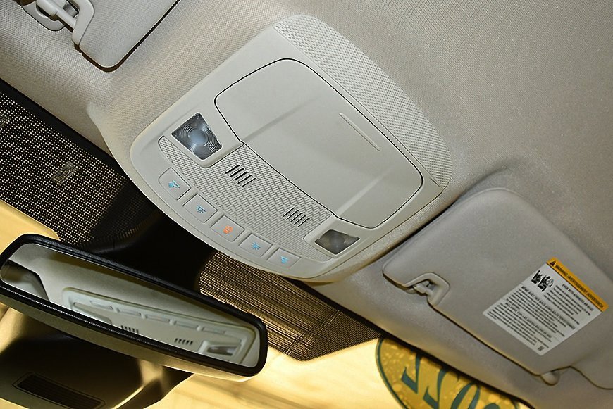 Used 2022 Ford Edge Titanium image 25