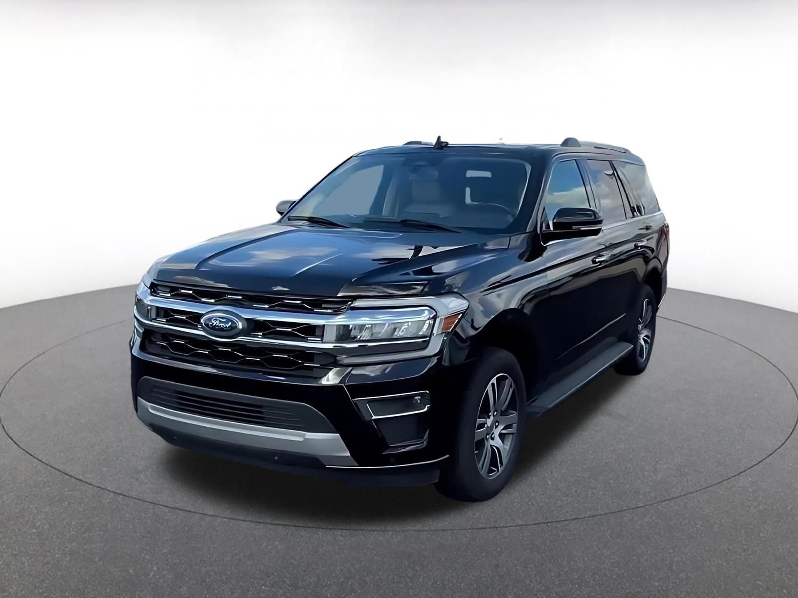 Used 2024 Ford Expedition Limited image 7
