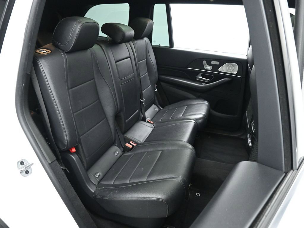 Used 2022 Mercedes-Benz GLS 450 4MATIC image 24