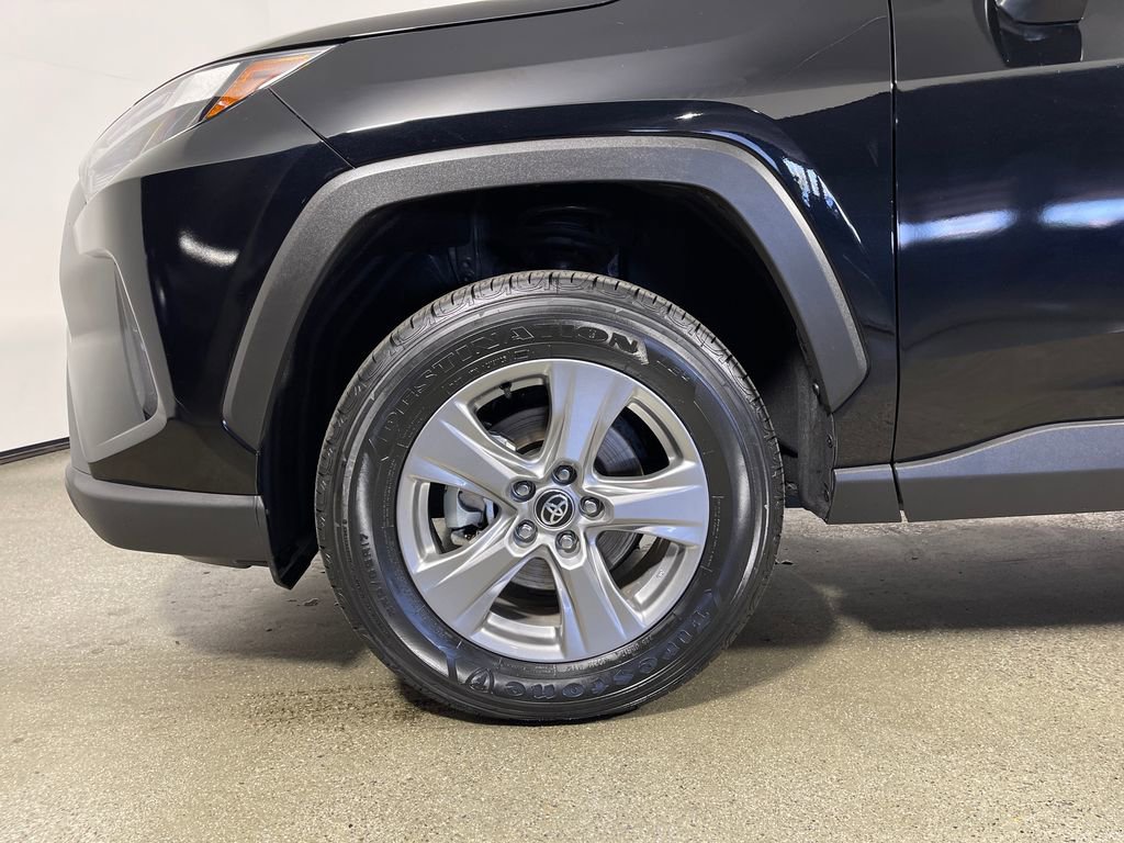 Certified 2025 Toyota RAV4 LE AWD/4WD image 25