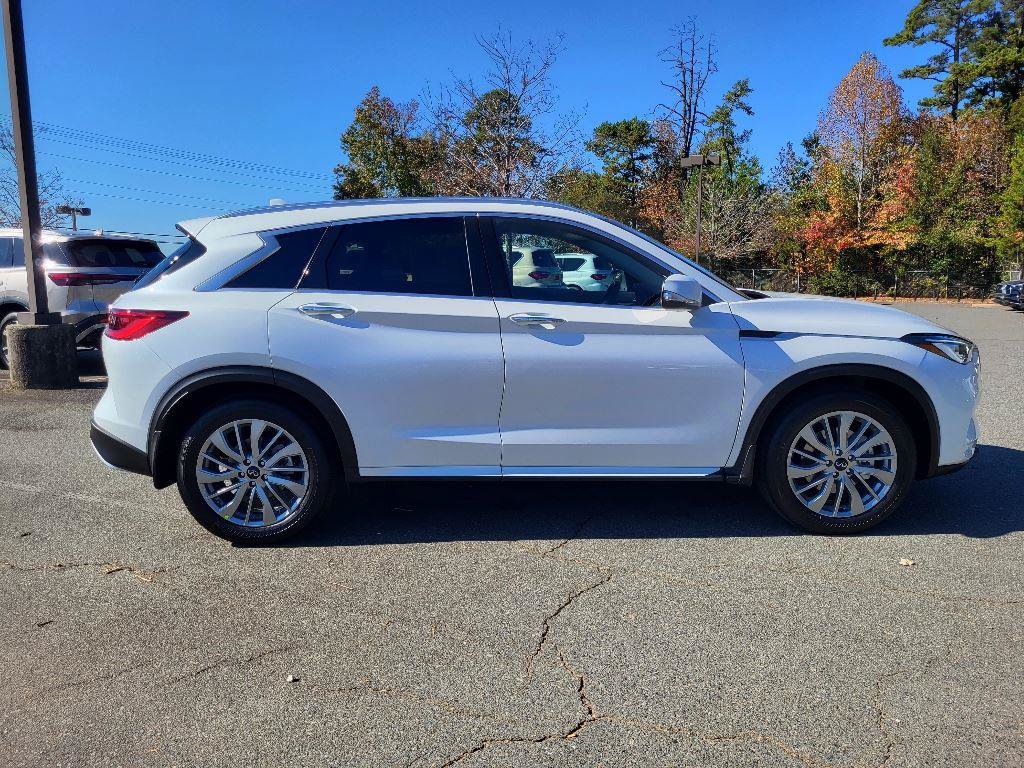 Used 2024 INFINITI QX50 Luxe w/ Cargo Package AWD/4WD image 23
