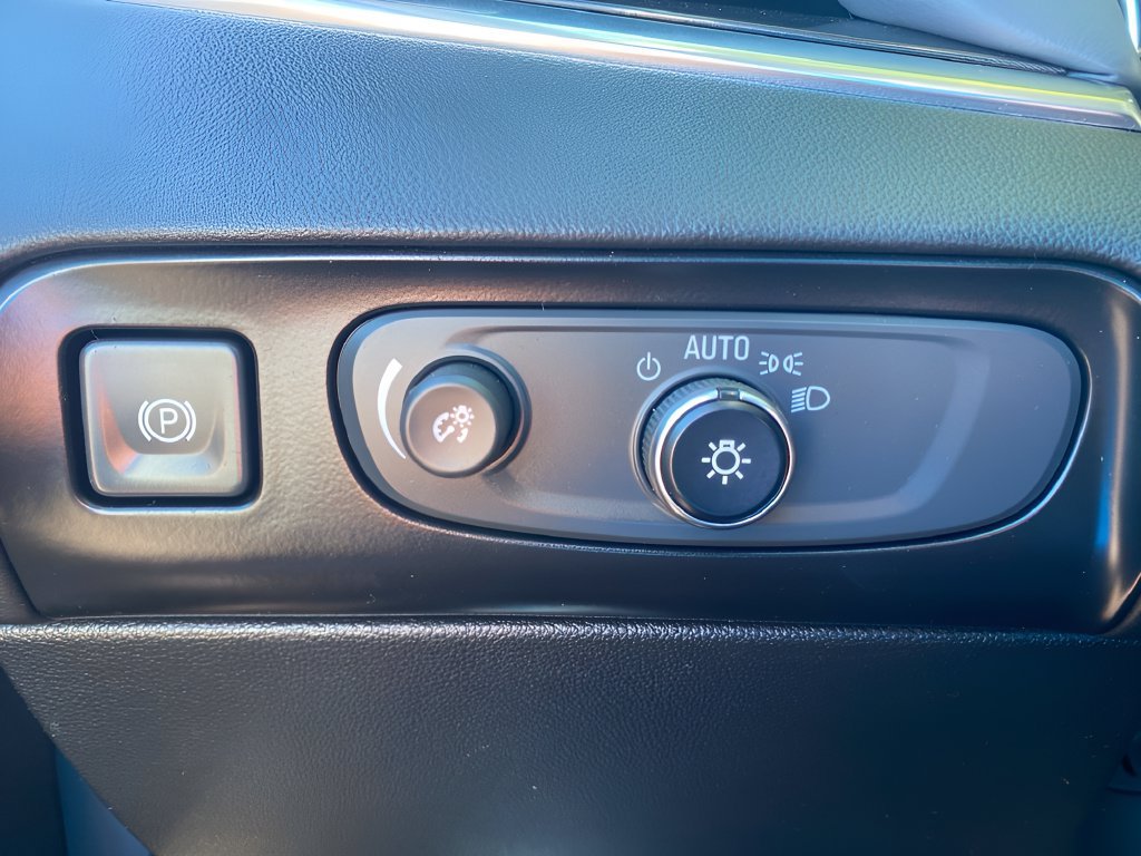 Used 2019 Buick Enclave Essence FWD image 20