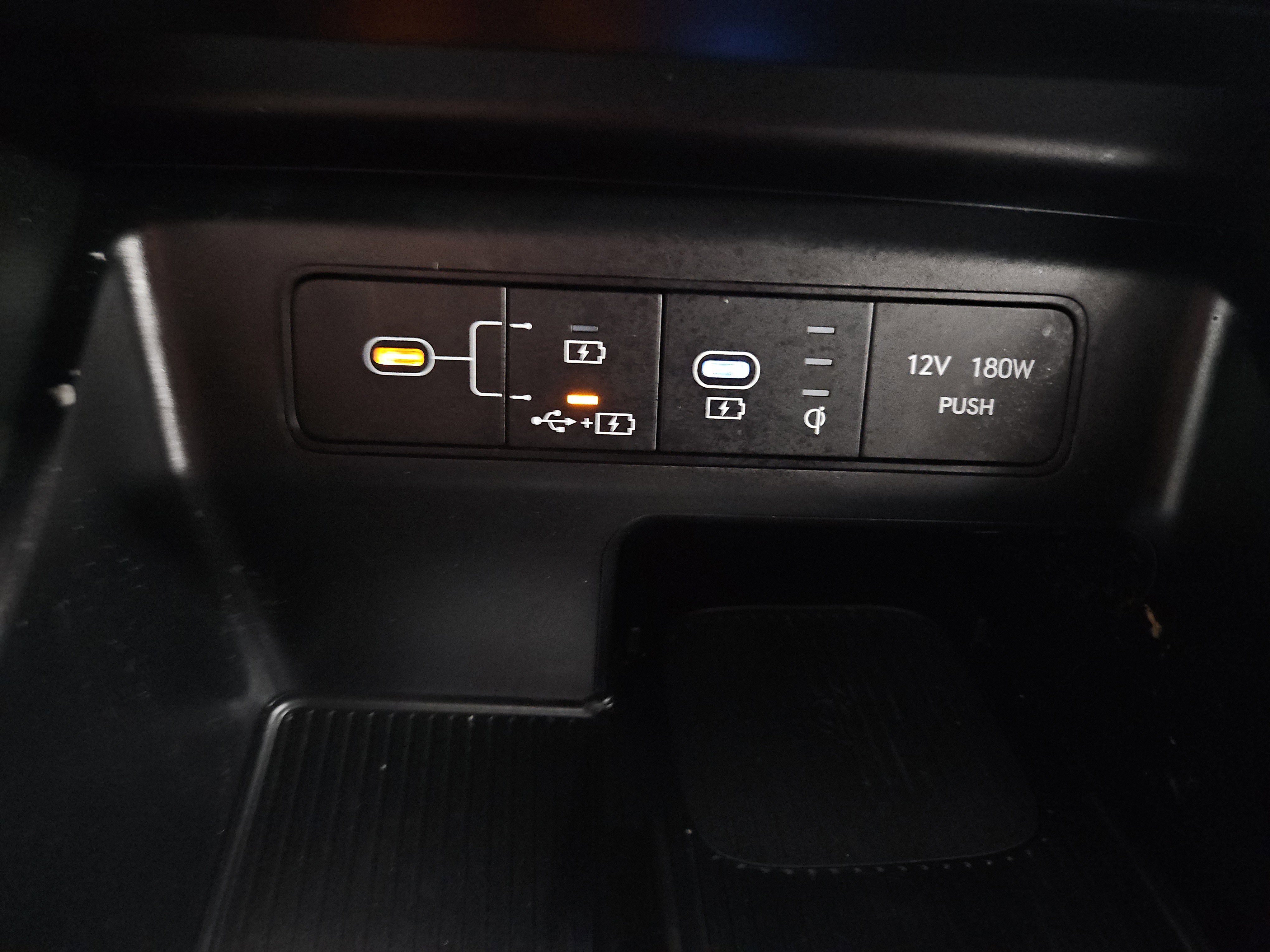 Used 2025 Hyundai Santa Cruz SEL image 15