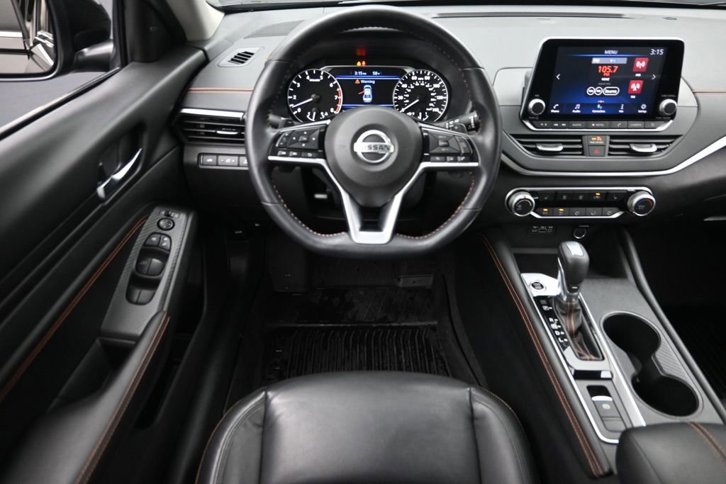Used 2021 Nissan Altima 2.5 SR w/ SR Premium Package AWD/4WD image 11