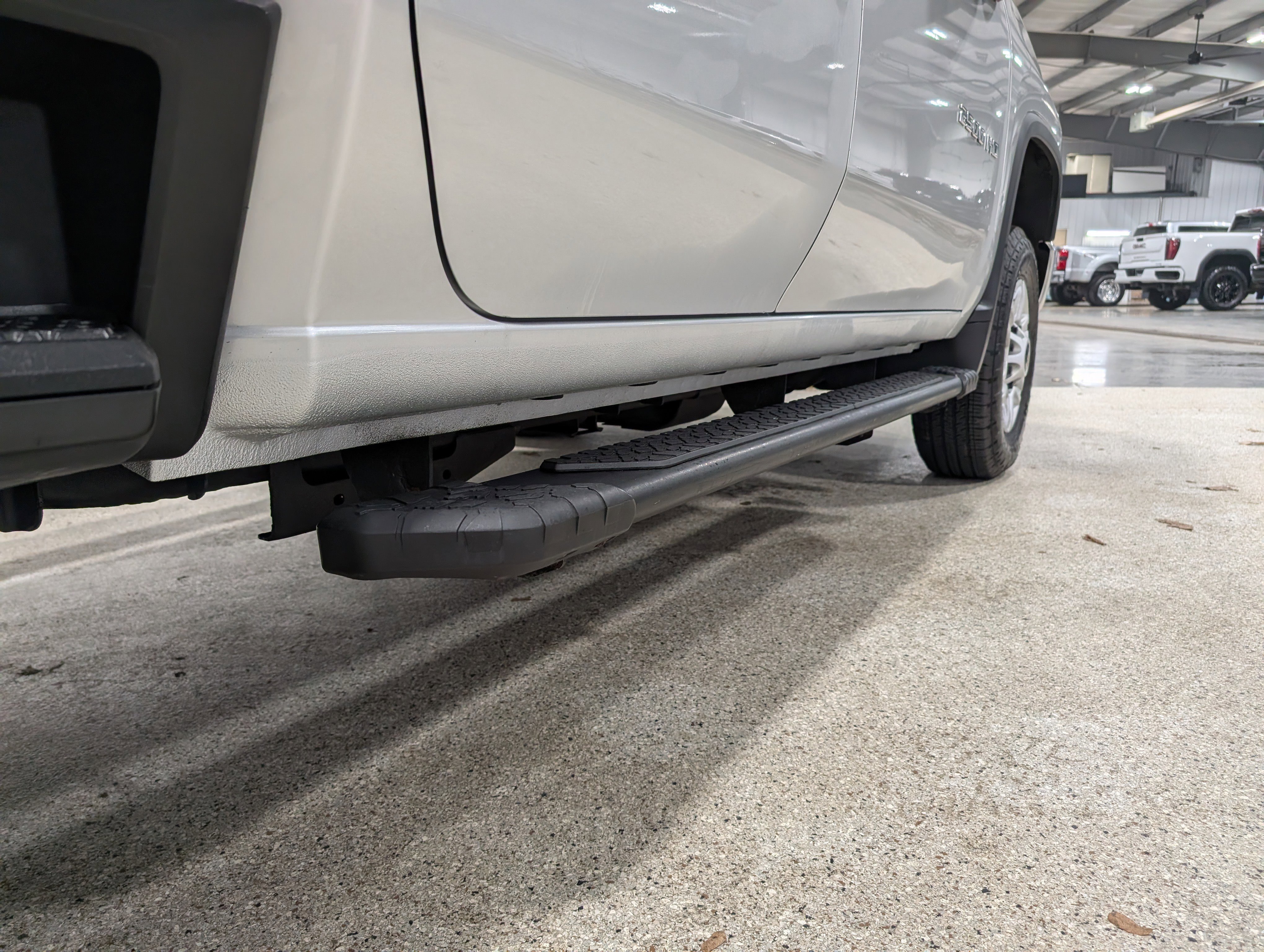 Used 2020 Chevrolet Silverado 2500 LT w/ Convenience Package image 10