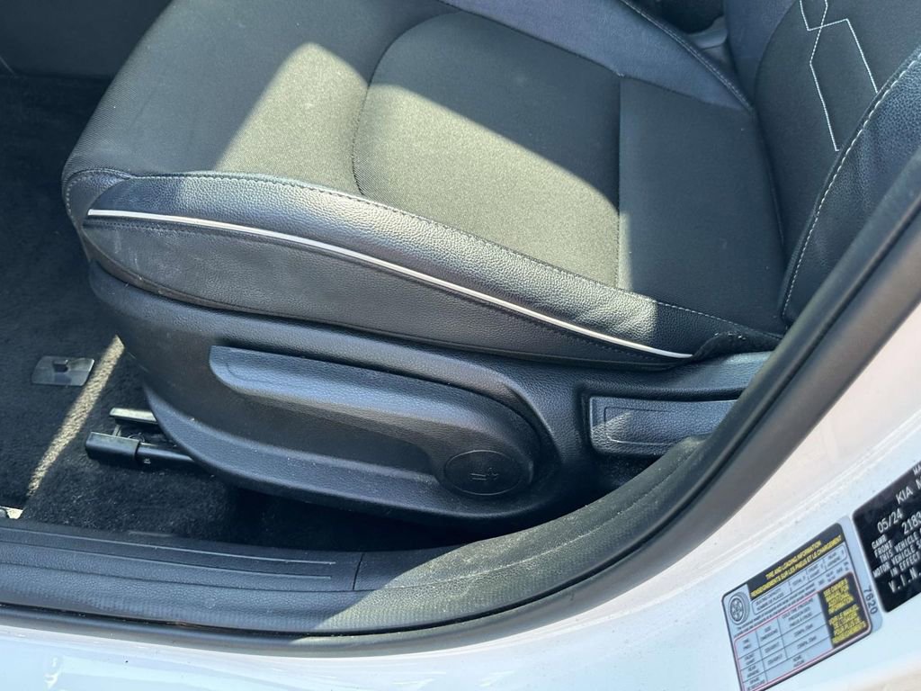 Certified 2024 Kia Forte GT-Line w/ GT-Line Premium Package FWD image 17