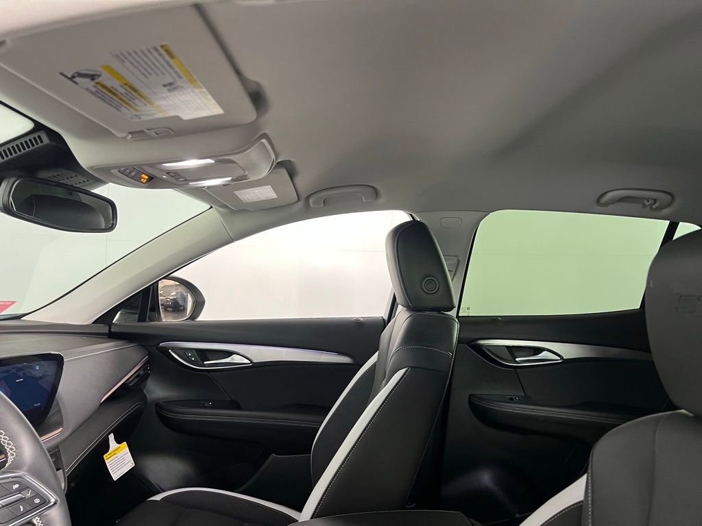 Used 2025 Buick Envision Sport Touring image 25