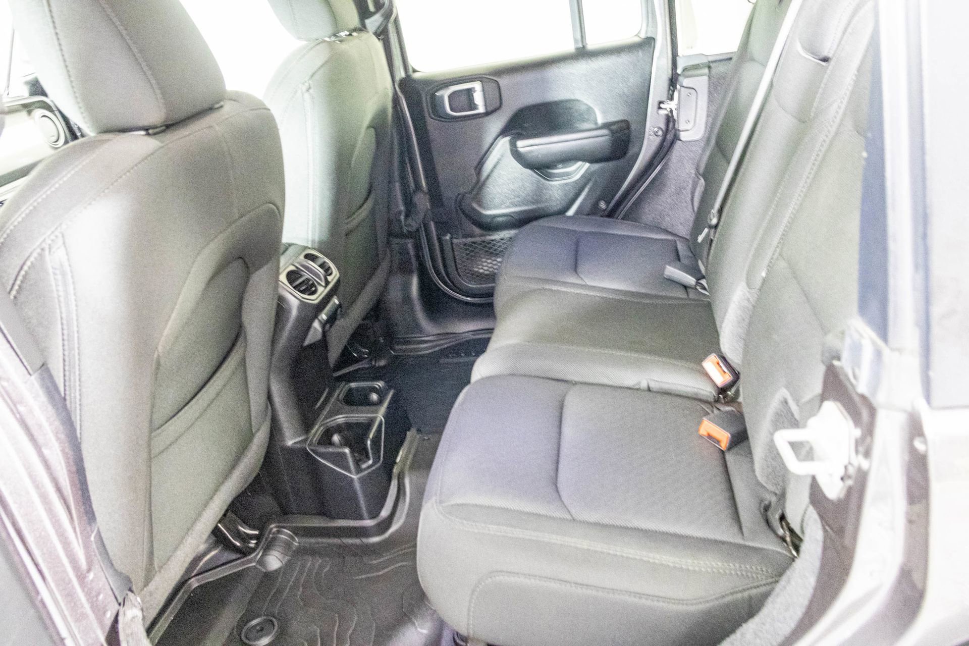 Used 2021 Jeep Wrangler Unlimited Sport image 28