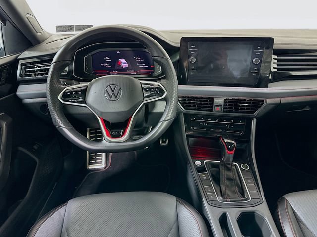Used 2025 Volkswagen Jetta GLI Autobahn FWD image 23