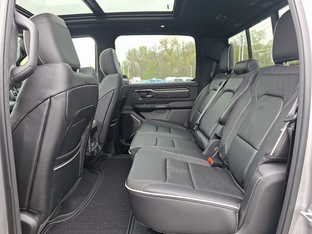 New 2025 RAM 1500 Limited AWD/4WD image 7