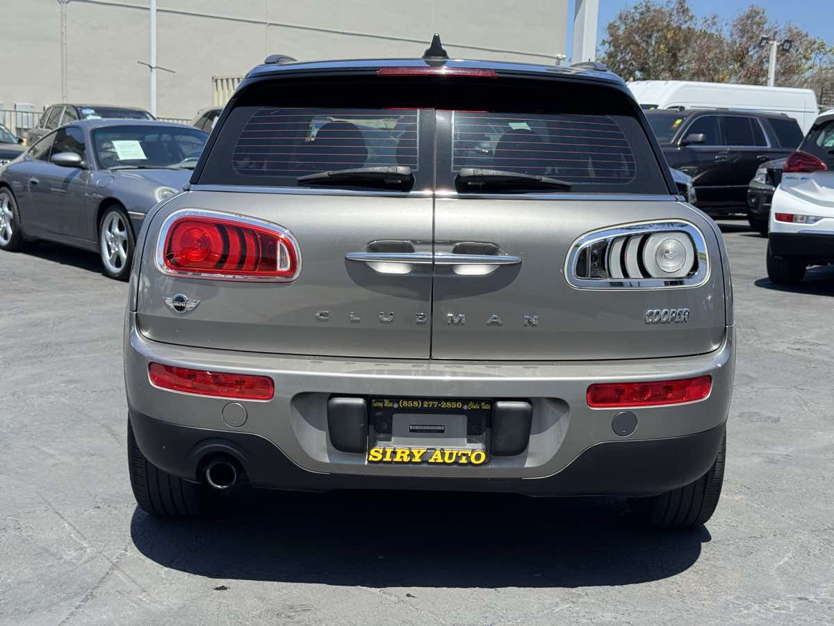 Used 2016 MINI Cooper Clubman FWD image 11