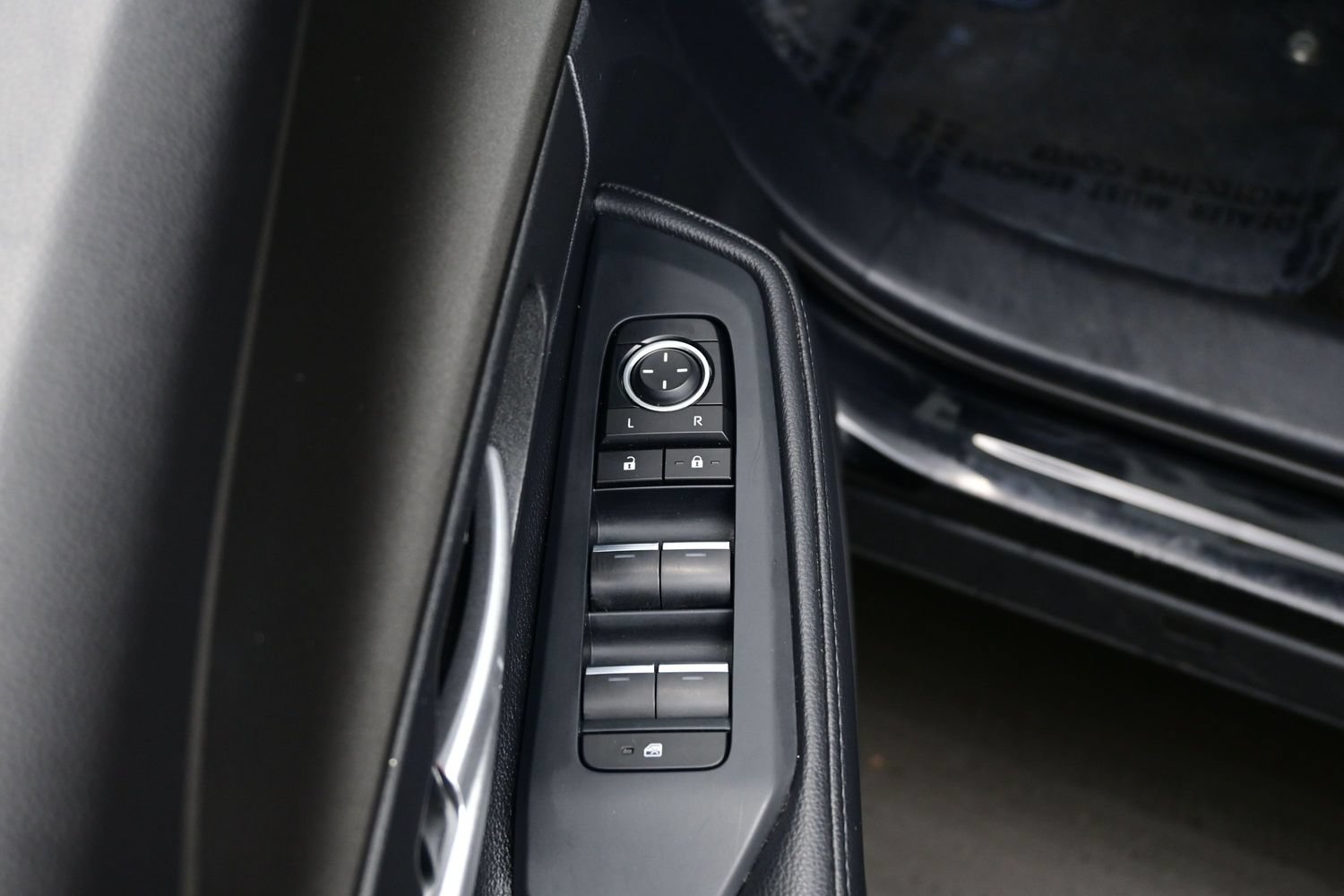 Used 2025 Toyota Grand Highlander AWD image 10