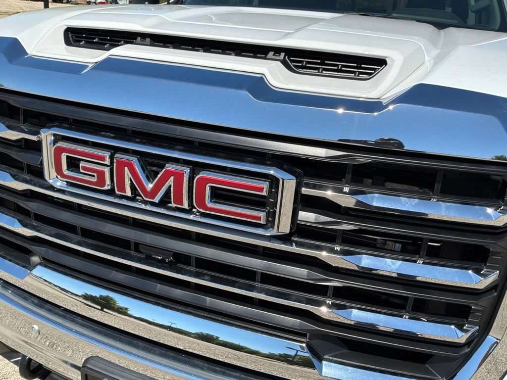 New 2026 GMC Sierra 2500 SLT w/ SLT Premium Package AWD/4WD image 11