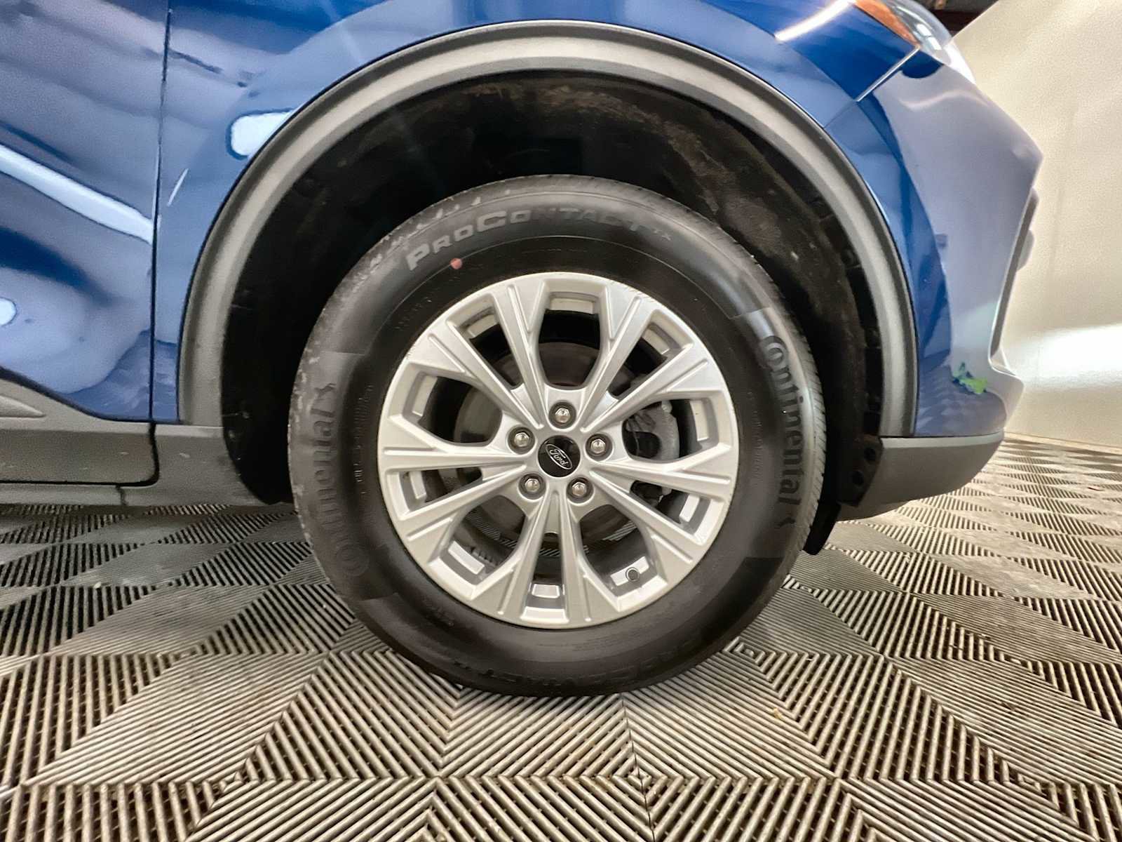 Used 2023 Ford Escape Active image 18