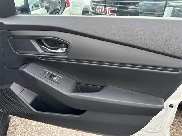 Used 2023 Honda Accord EX image 18