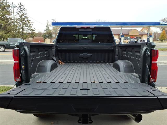 New 2026 Chevrolet Silverado 2500 ZR2 w/ LPO, Dark Essentials Package image 5