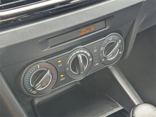 Used 2015 MAZDA MAZDA3 i Touring image 20