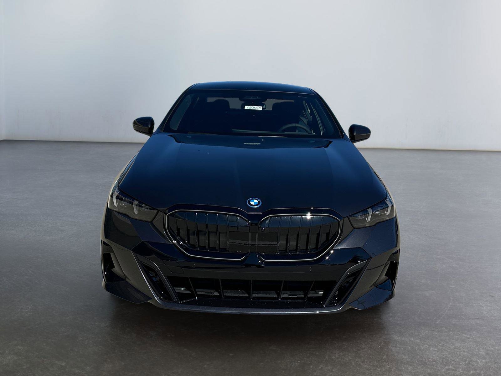 New 2026 BMW 550e xDrive AWD/4WD image 28