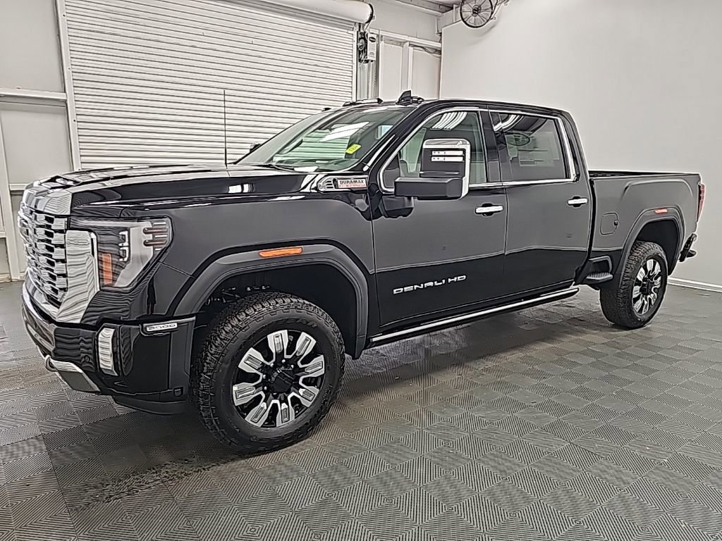 New 2026 GMC Sierra 2500 Denali w/ Denali Reserve Package image 4