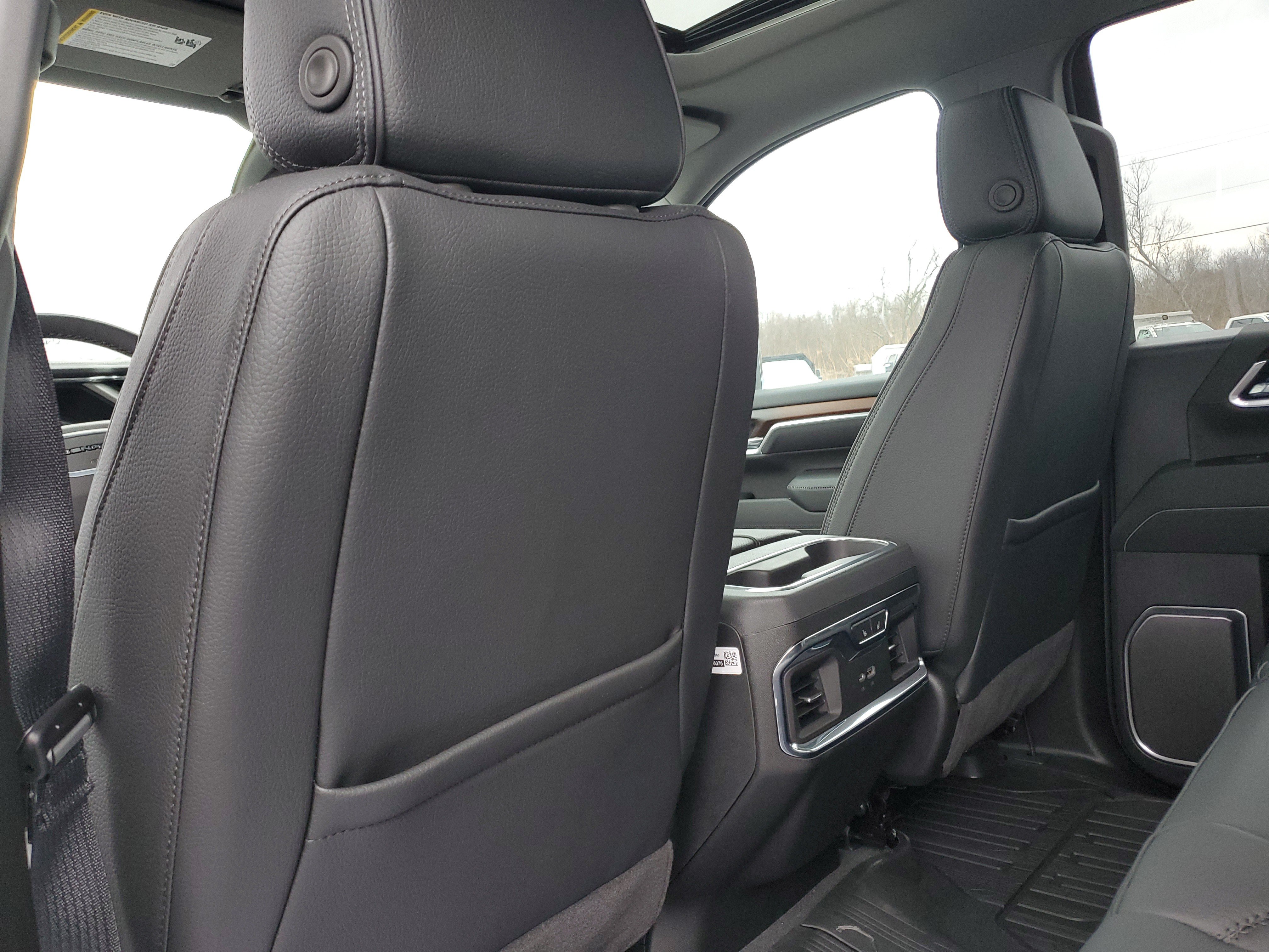 New 2026 GMC Sierra 2500 Denali w/ Denali Reserve Package AWD/4WD image 29