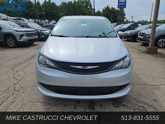 Used 2023 Chrysler Voyager LX FWD image 8