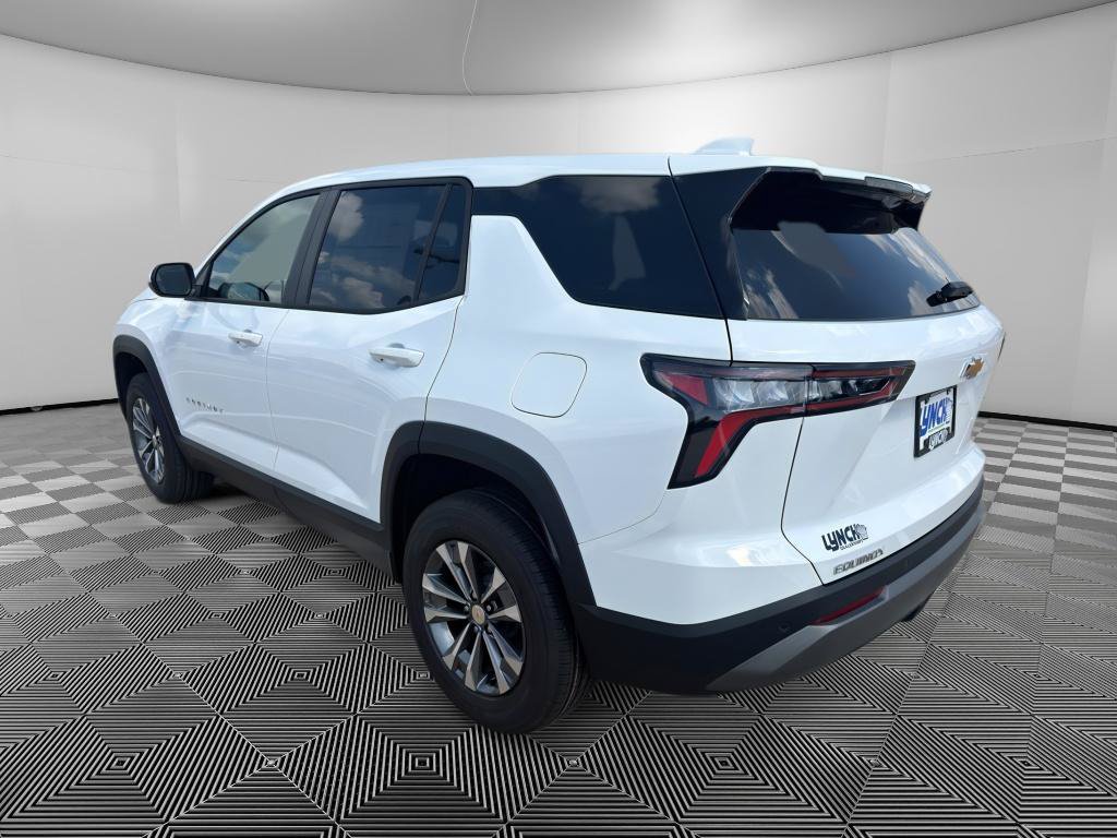 New 2027 Chevrolet Equinox LT FWD image 3