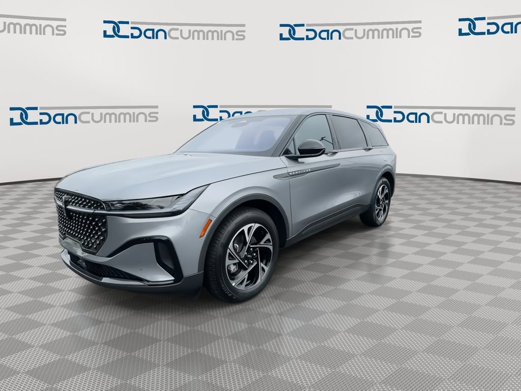 New 2025 Lincoln Nautilus Premier w/ Jet Appearance Package AWD/4WD image 4