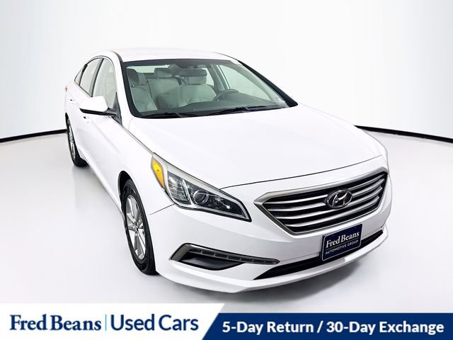 Used 2015 Hyundai Sonata SE FWD image 1