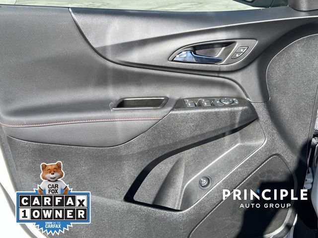 Used 2022 Chevrolet Equinox RS w/ Infotainment Package image 12
