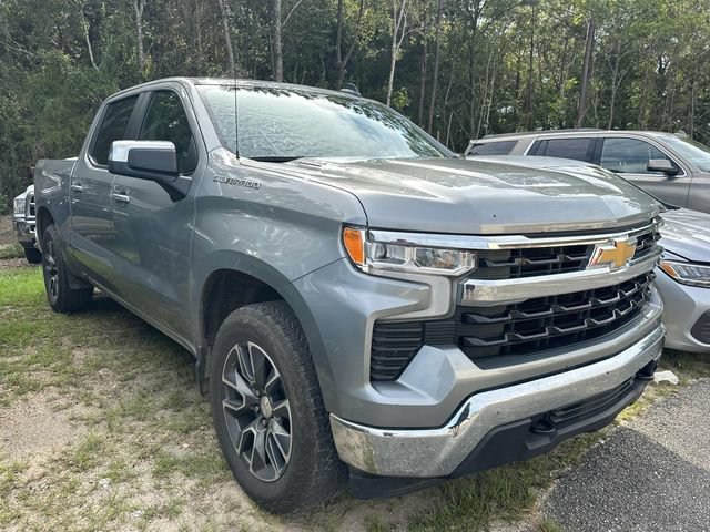 Used 2023 Chevrolet Silverado 1500 LT w/ Leather Package AWD/4WD image 10