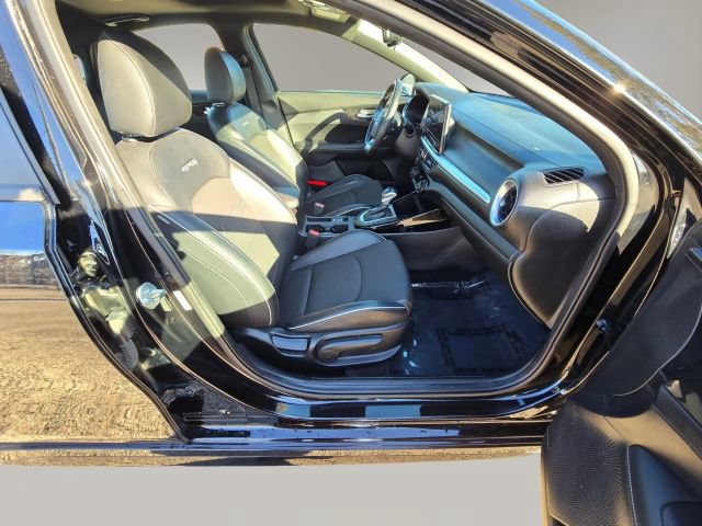 Used 2023 Kia Forte GT-Line w/ GT-Line Premium Package FWD image 15