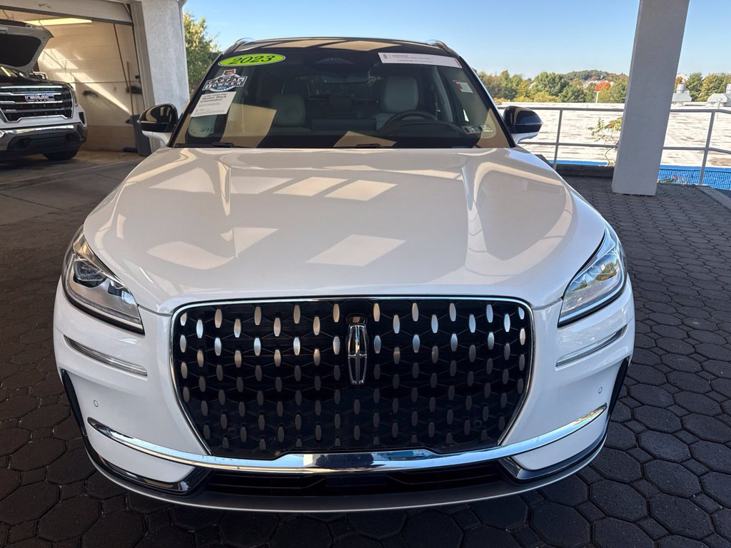 Certified 2023 Lincoln Corsair Reserve w/ Equipment Group 202A AWD/4WD image 2