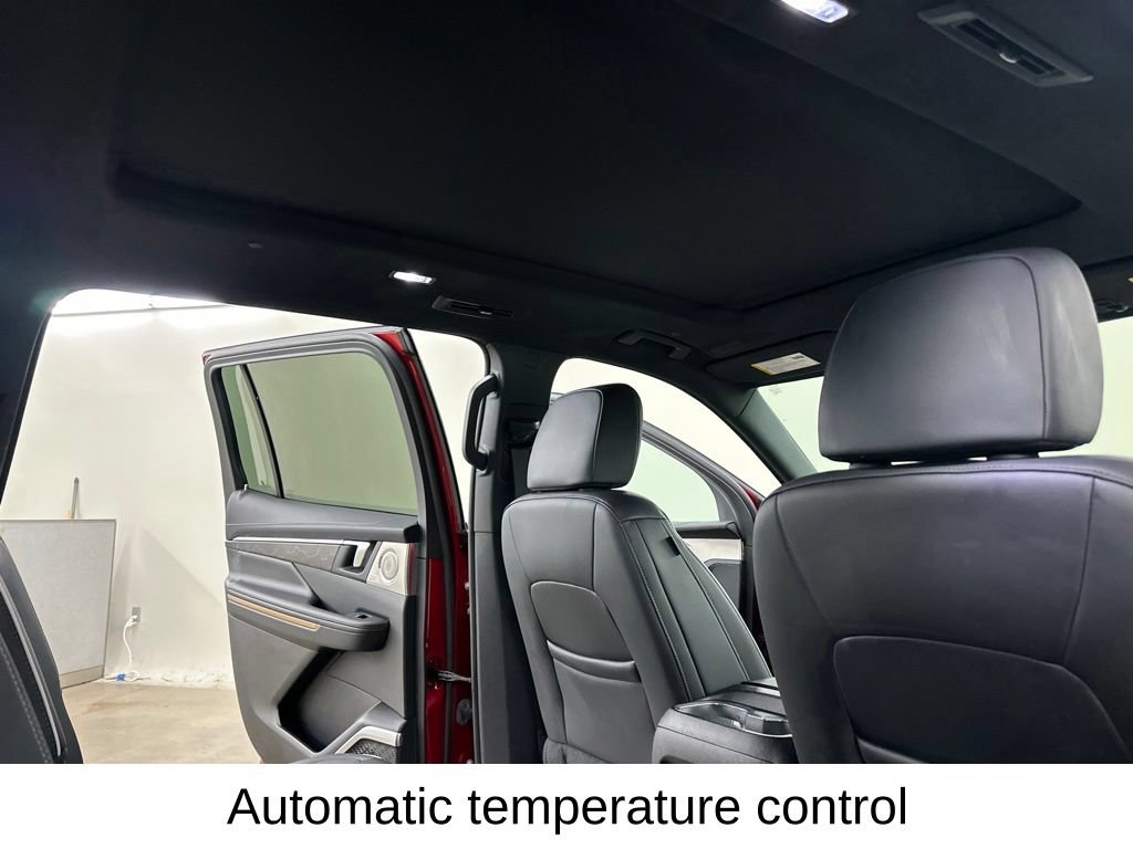 Used 2025 Buick Enclave Avenir w/ Super Cruise Package AWD/4WD image 25