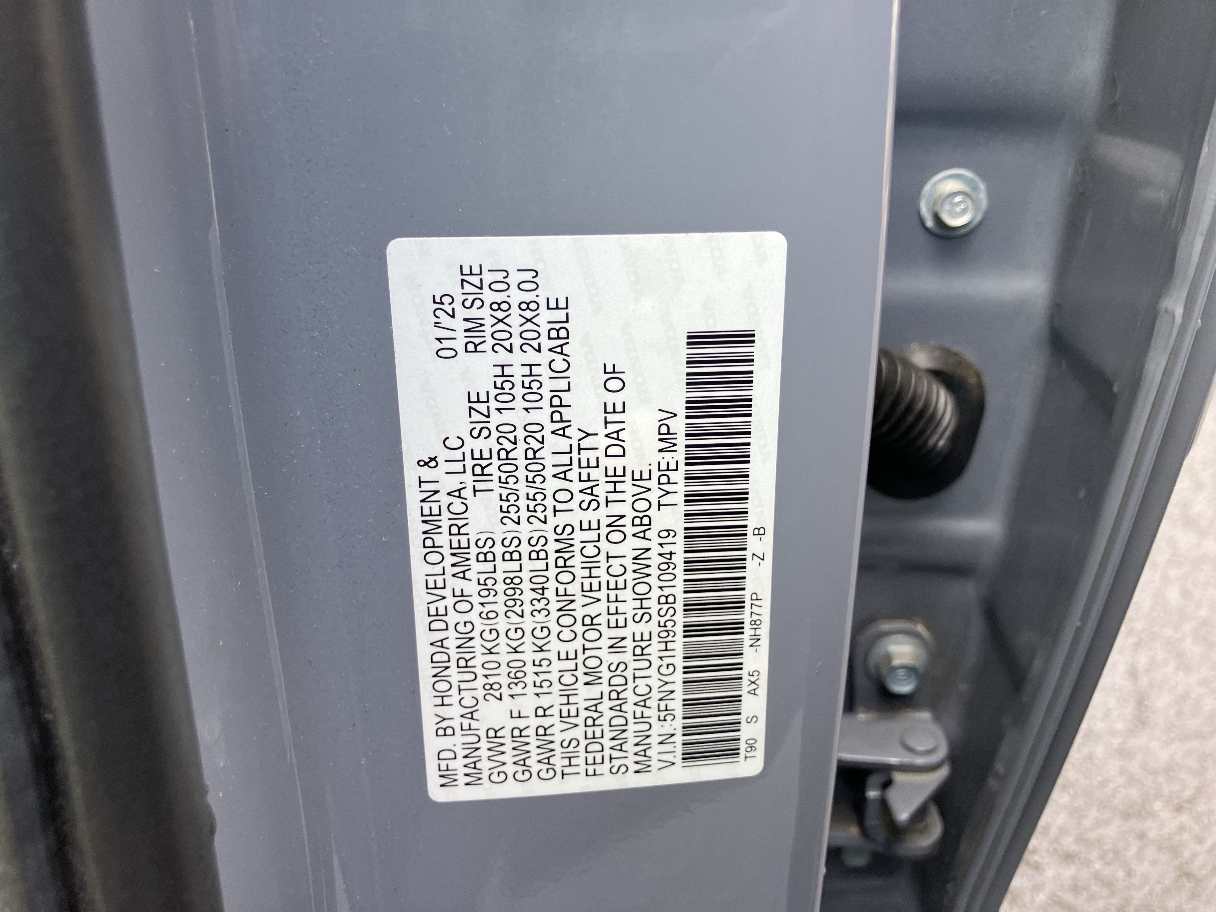 Certified 2025 Honda Pilot Black Edition image 40