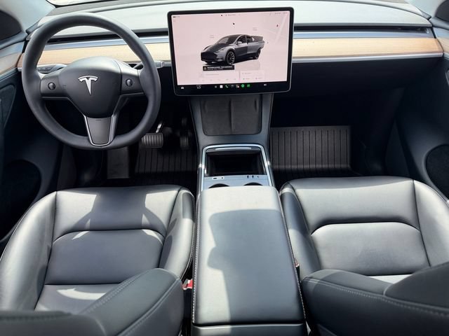 Used 2024 Tesla Model Y Long Range AWD/4WD image 13