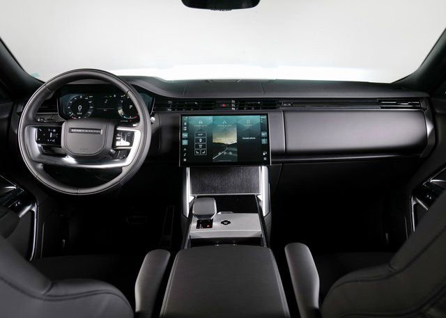 New 2026 Land Rover Range Rover SE AWD/4WD image 4