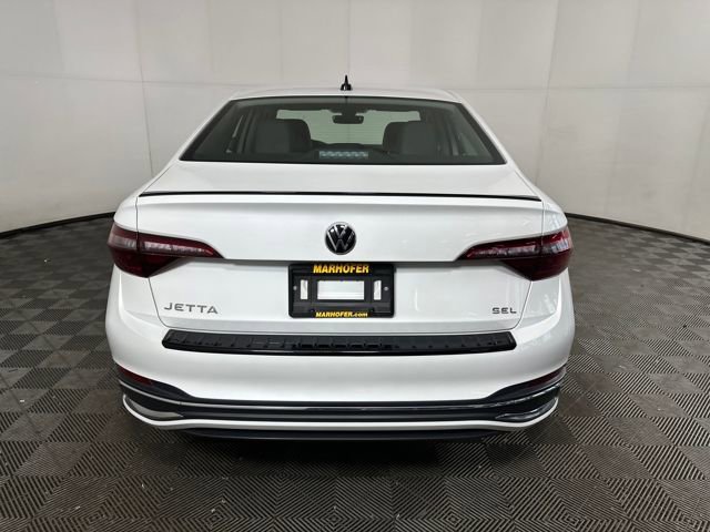 Used 2024 Volkswagen Jetta SEL image 4