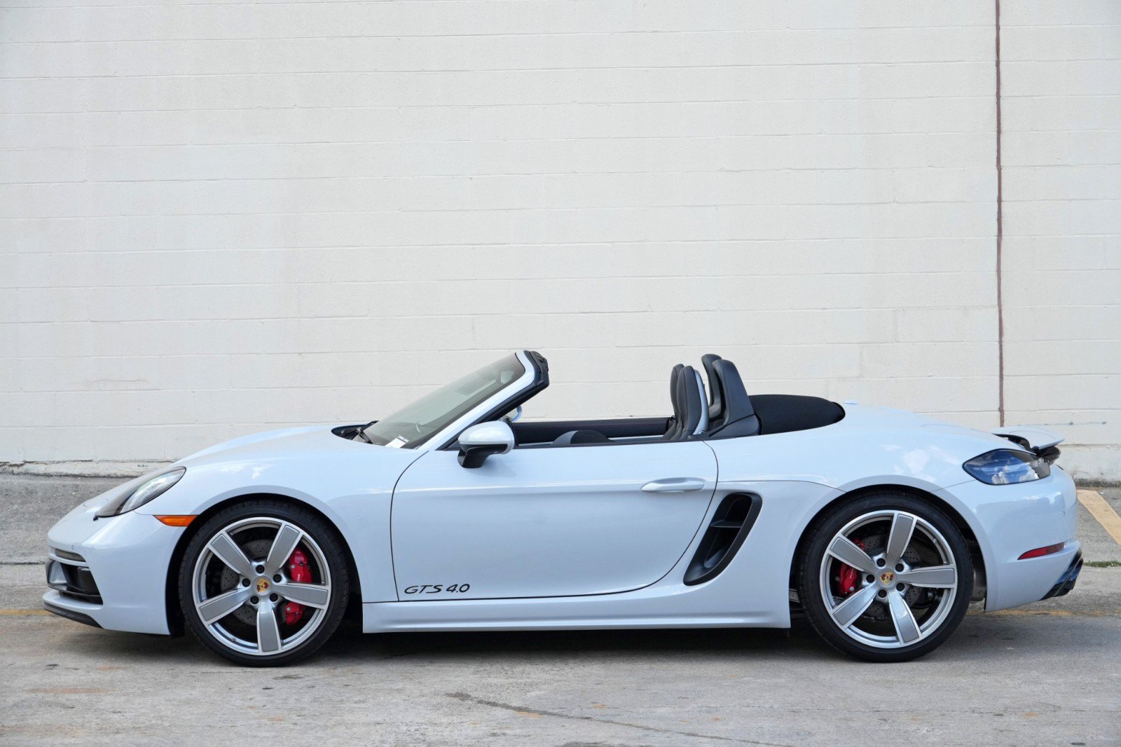 Used 2025 Porsche 718 Boxster GTS RWD image 42