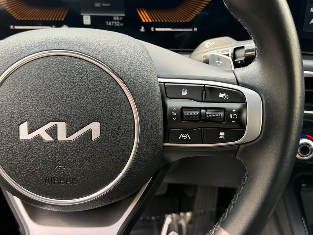 Used 2025 Kia K5 GT FWD image 19
