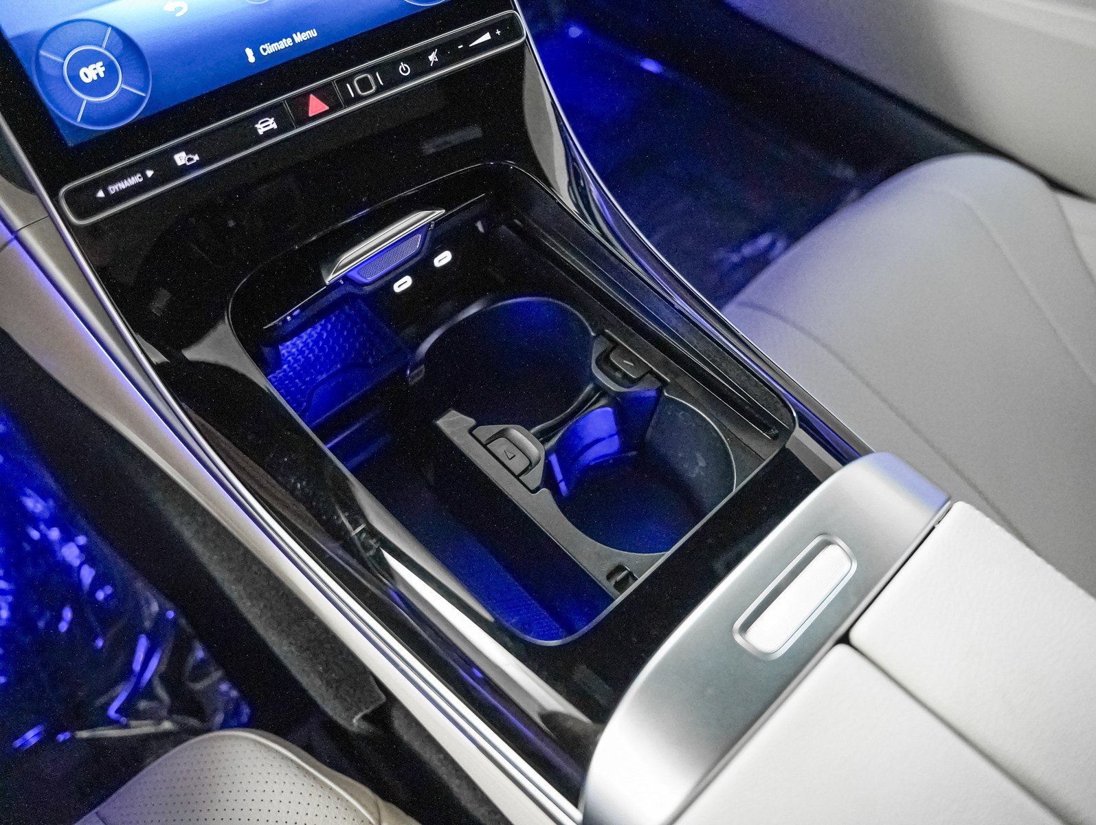 Certified 2025 Mercedes-Benz CLE 450 4MATIC Coupe image 18