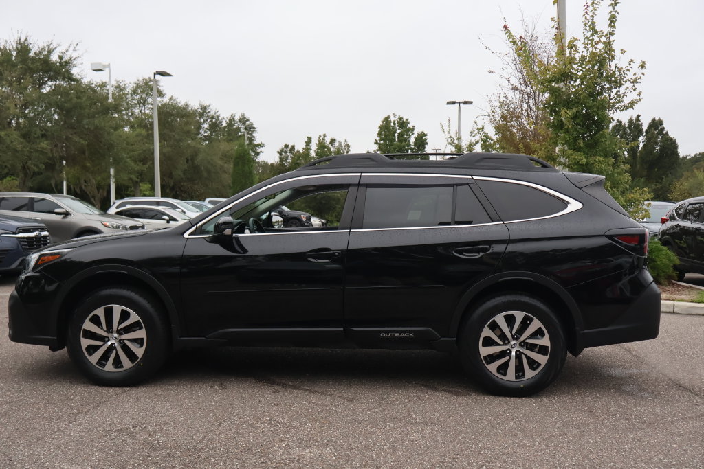 Certified 2022 Subaru Outback Premium AWD/4WD image 5
