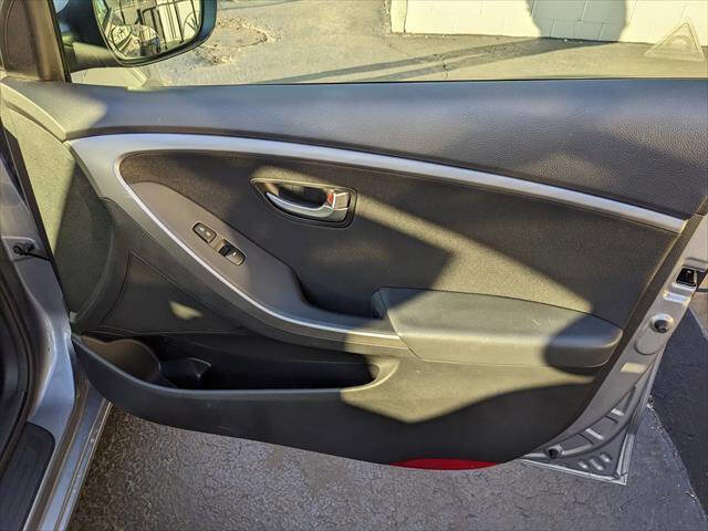 Used 2013 Hyundai Elantra GT w/ Touch & Go Pkg image 20