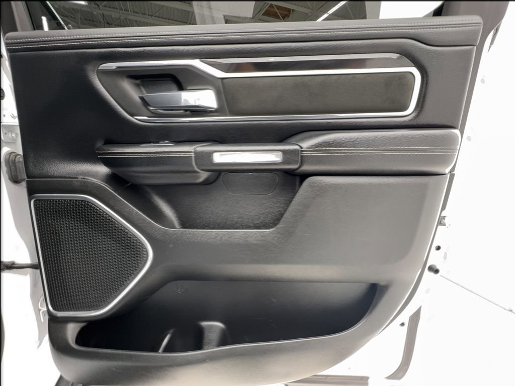 Used 2022 RAM 1500 Laramie w/ Sport Appearance Package AWD/4WD image 35