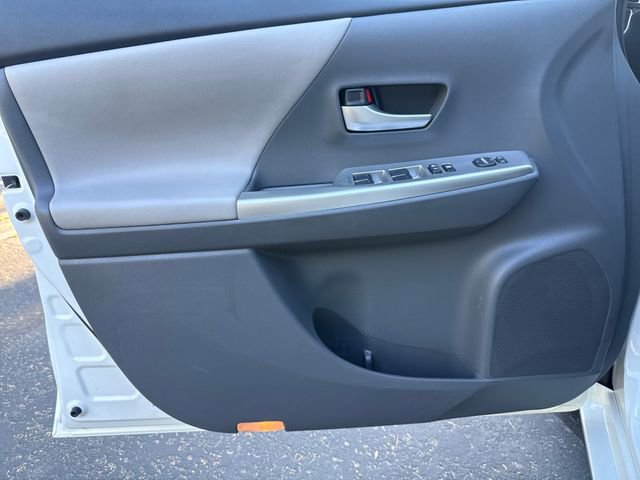 Used 2012 Toyota Prius V Three FWD image 10