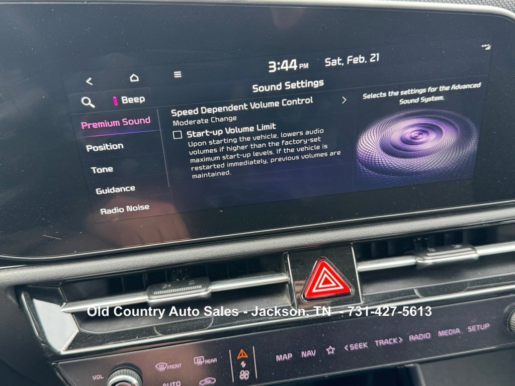 Used 2023 Kia Niro EX Touring image 72