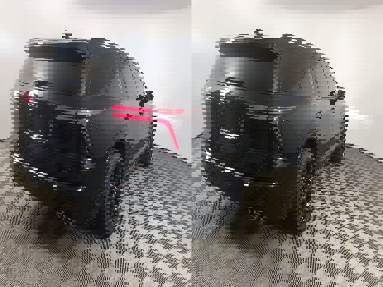 Used 2024 Chevrolet Traverse RS image 8